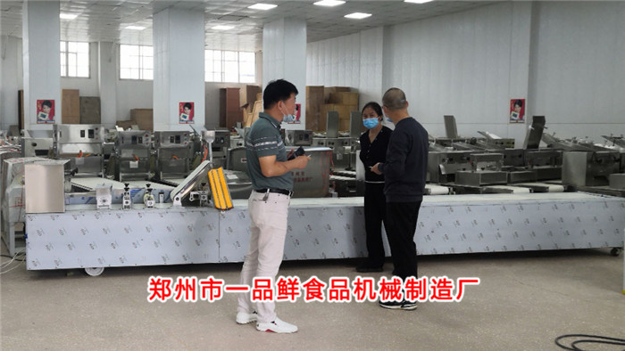 大型燴面生產線